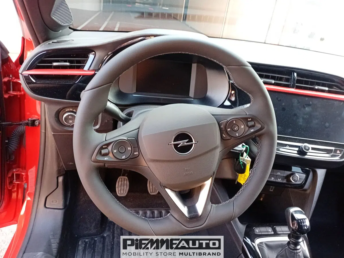 Opel Corsa nuova a Parma (20)