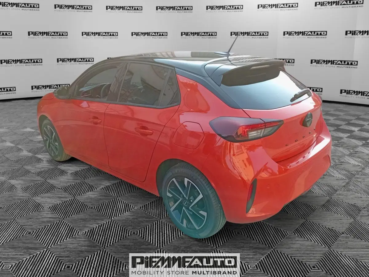 Opel Corsa nuova a Parma (3)