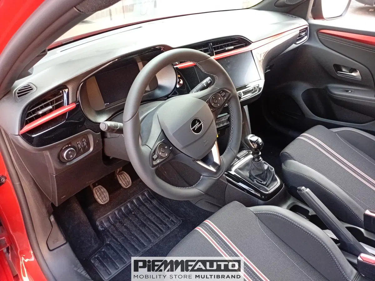 Opel Corsa nuova a Parma (9)