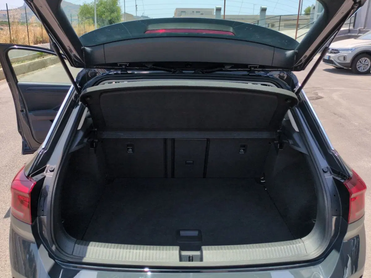Volkswagen T-Roc usata a Agrigento (16)
