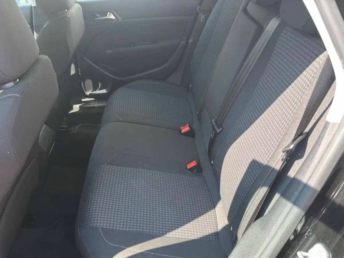 Peugeot 308 SW usata a Foggia (10)