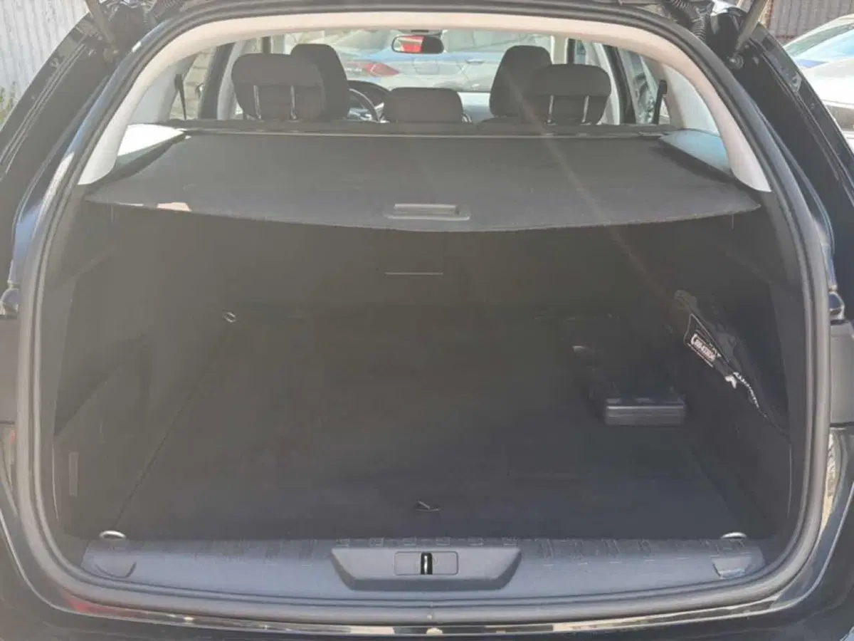 Peugeot 308 SW usata a Foggia (6)