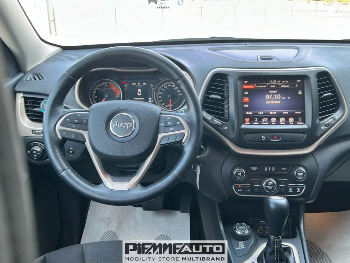 Jeep Cherokee usata a Parma (11)
