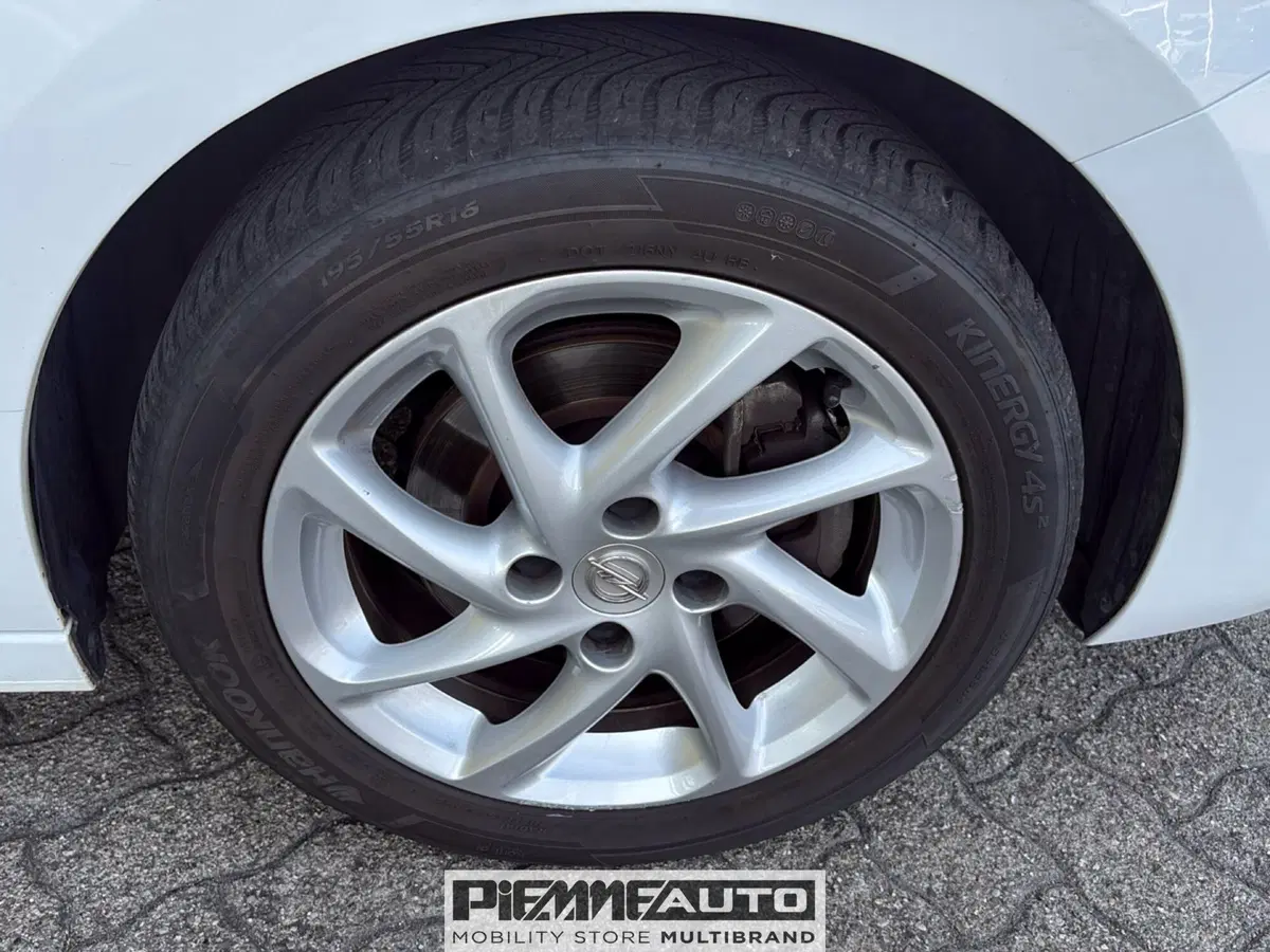Opel Corsa usata a Parma (16)