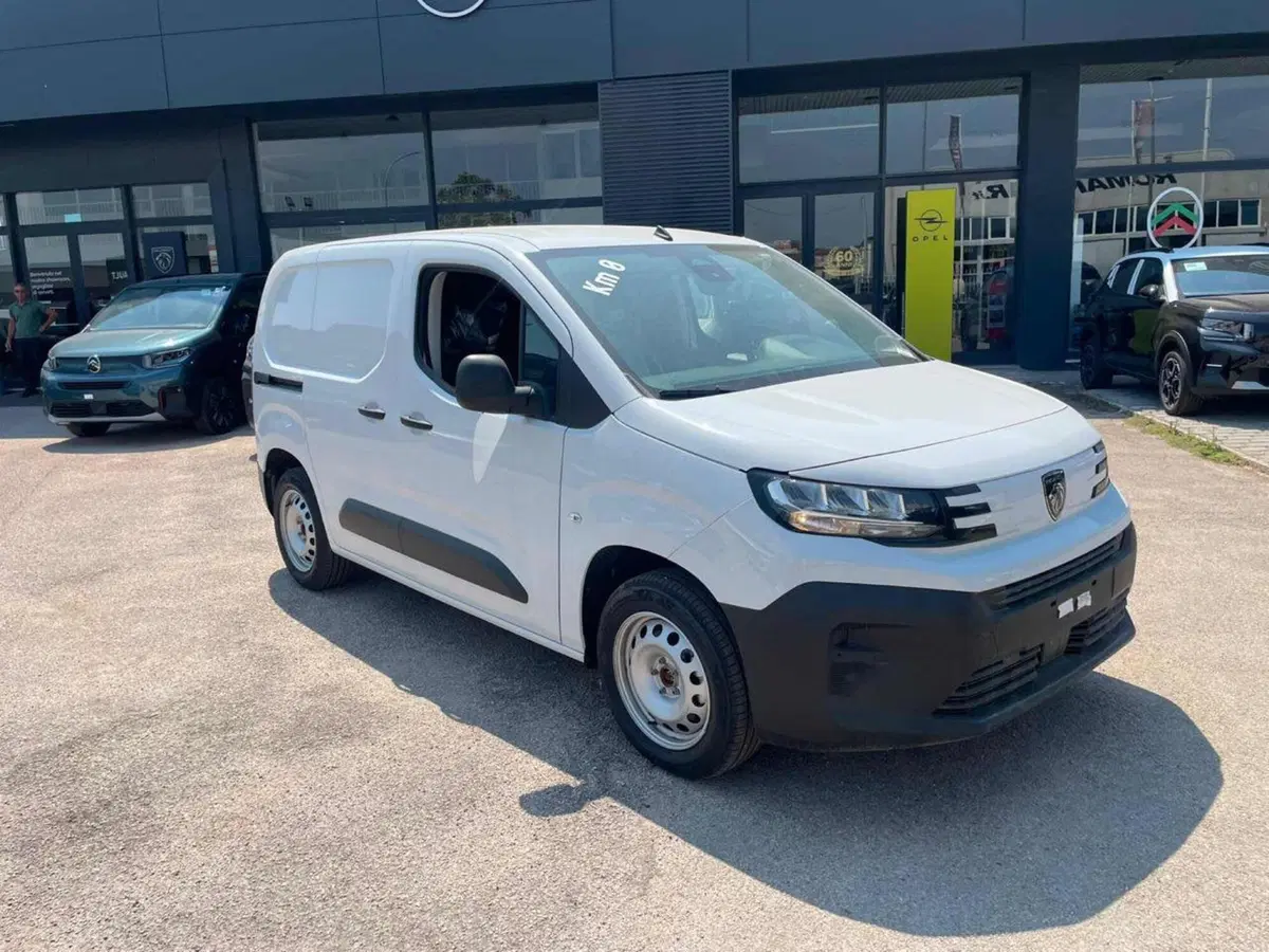 Peugeot Partner Furgone nuova a Foggia