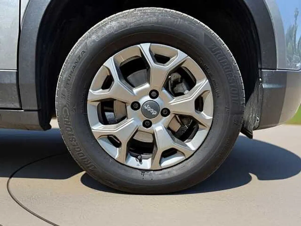Jeep Avenger usata a Roma (7)