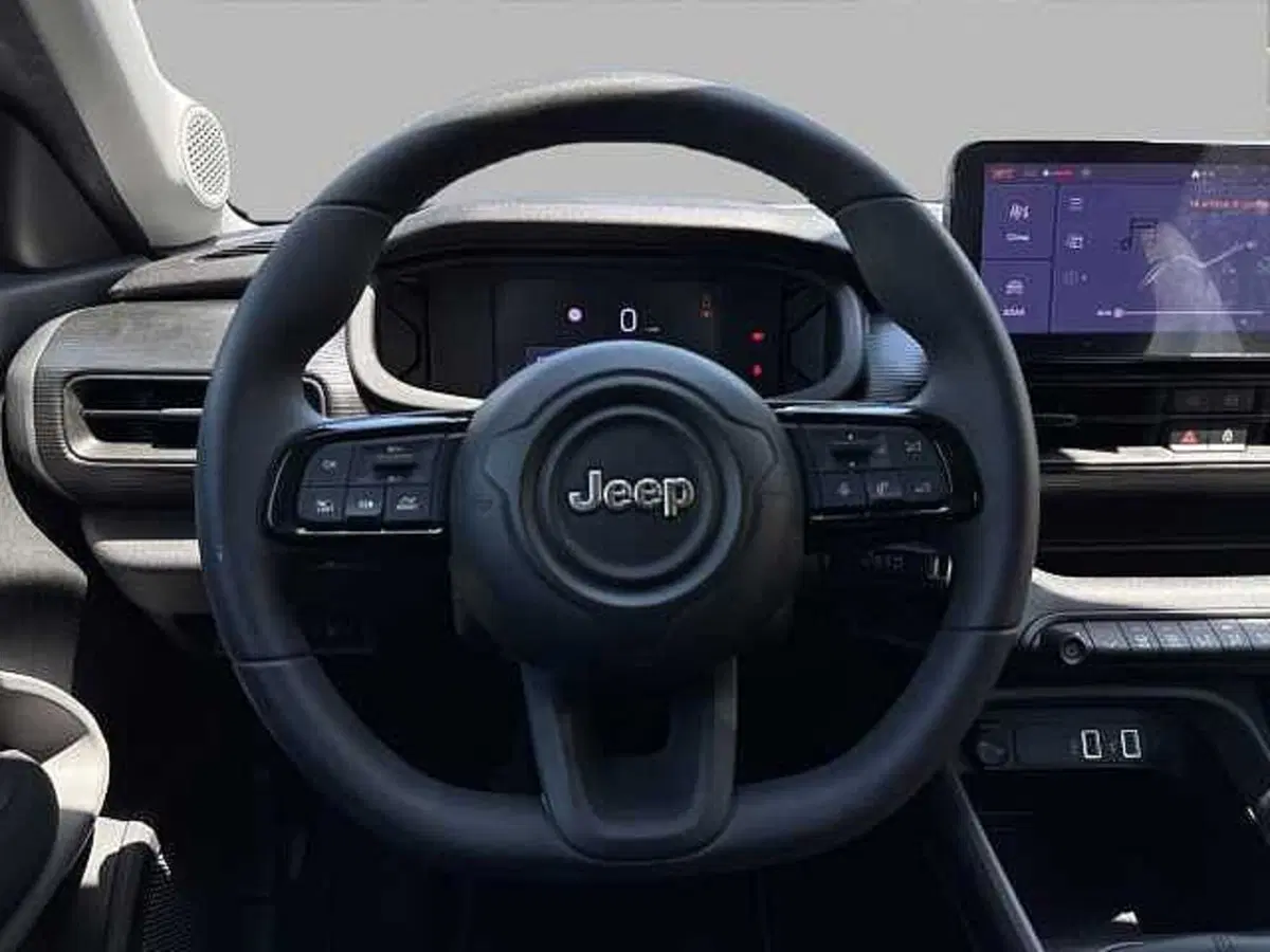 Jeep Avenger usata a Roma (9)