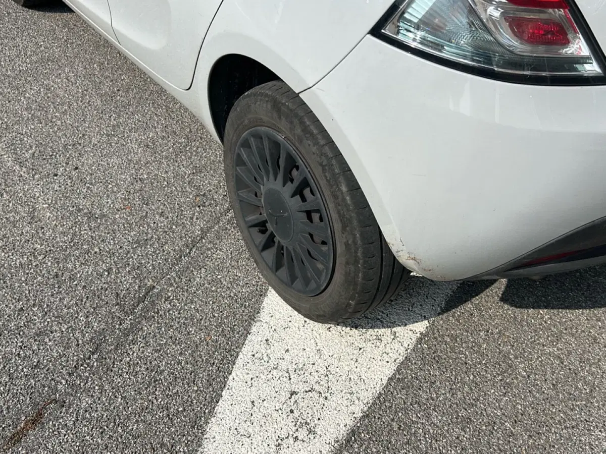 Lancia Ypsilon usata a Bergamo (10)