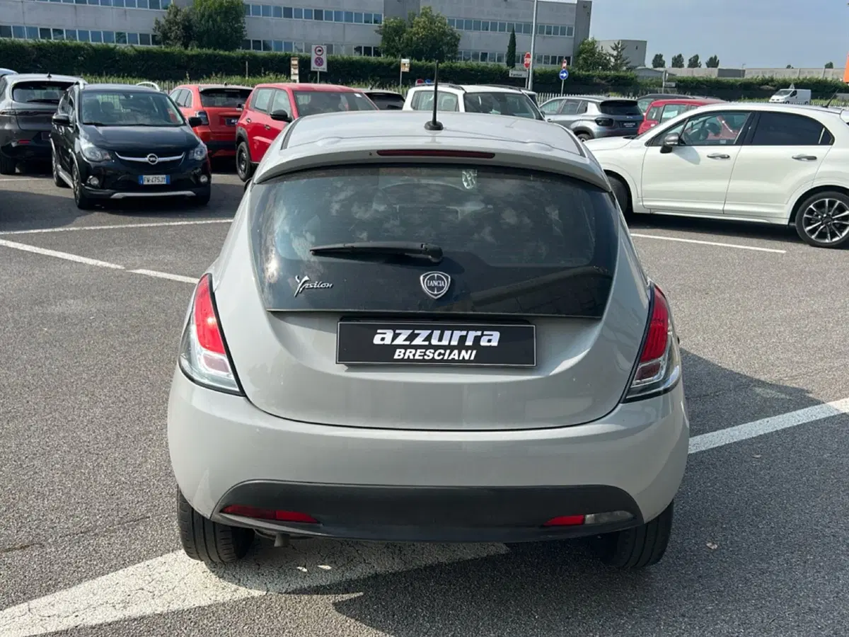 Lancia Ypsilon usata a Bergamo (4)