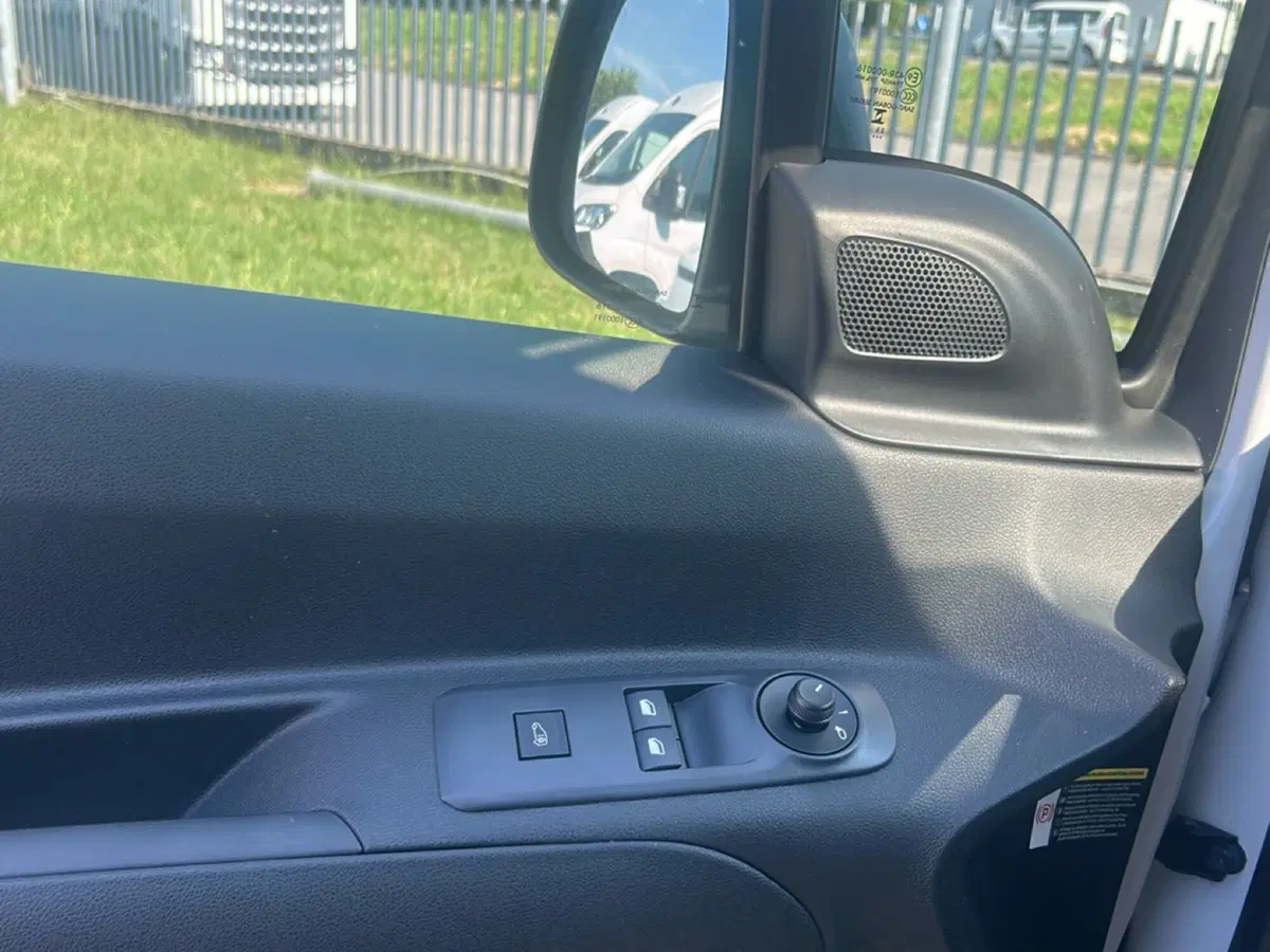 Fiat Doblò Furgone nuova a Bergamo (15)