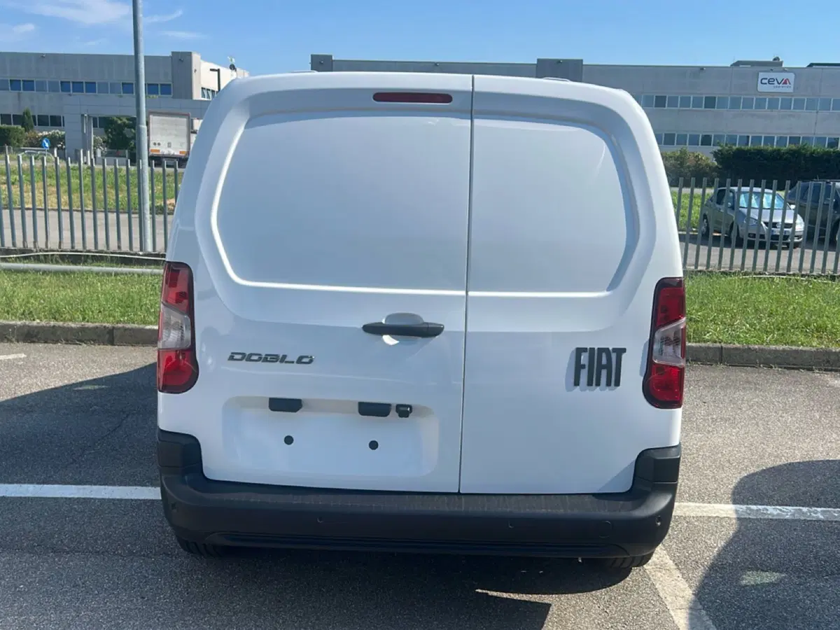 Fiat Doblò Furgone nuova a Bergamo (3)