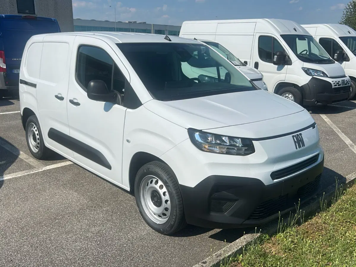 Fiat Doblò Furgone nuova a Bergamo (6)