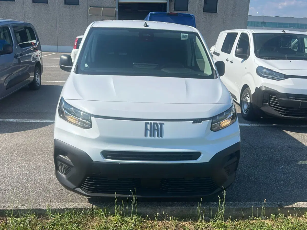 Fiat Doblò Furgone nuova a Bergamo (7)