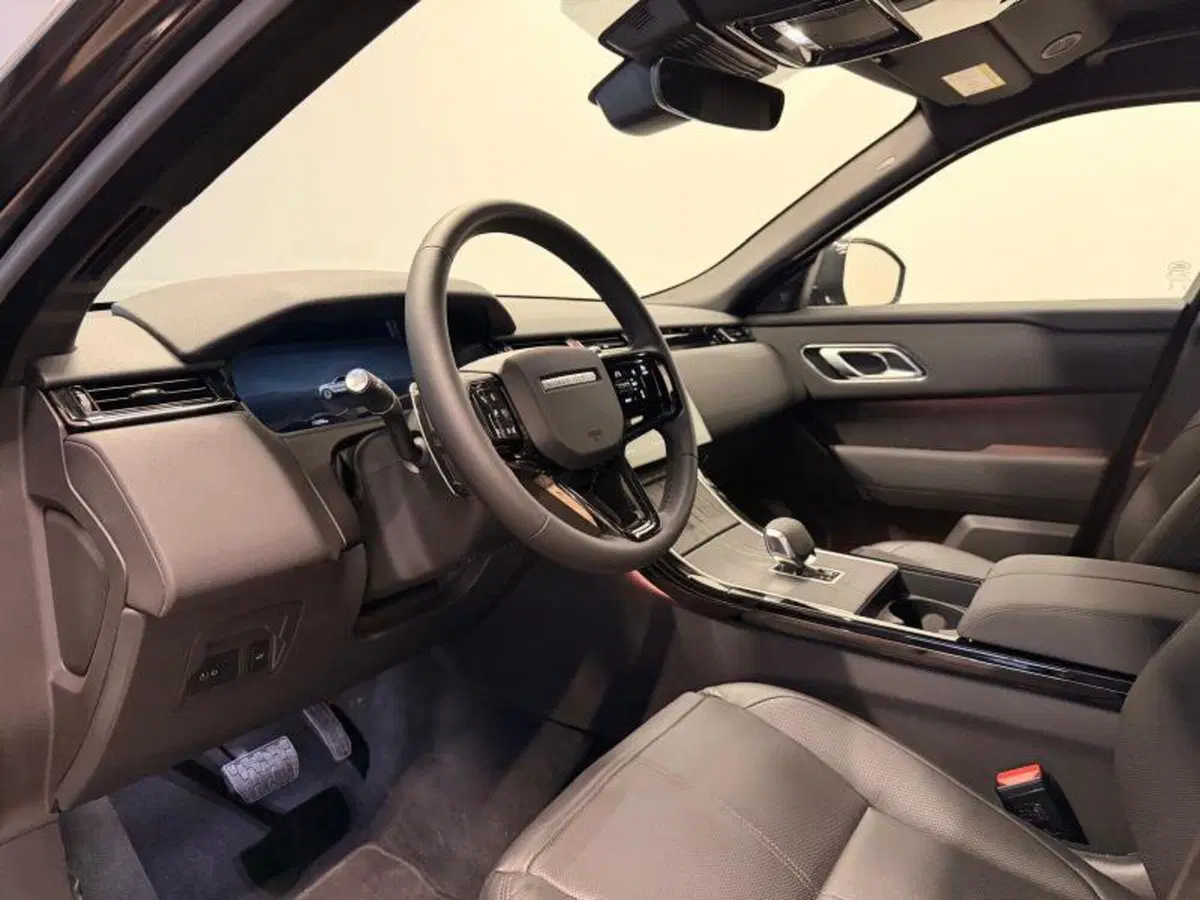 Land Rover Range Rover Velar usata a Venezia (8)
