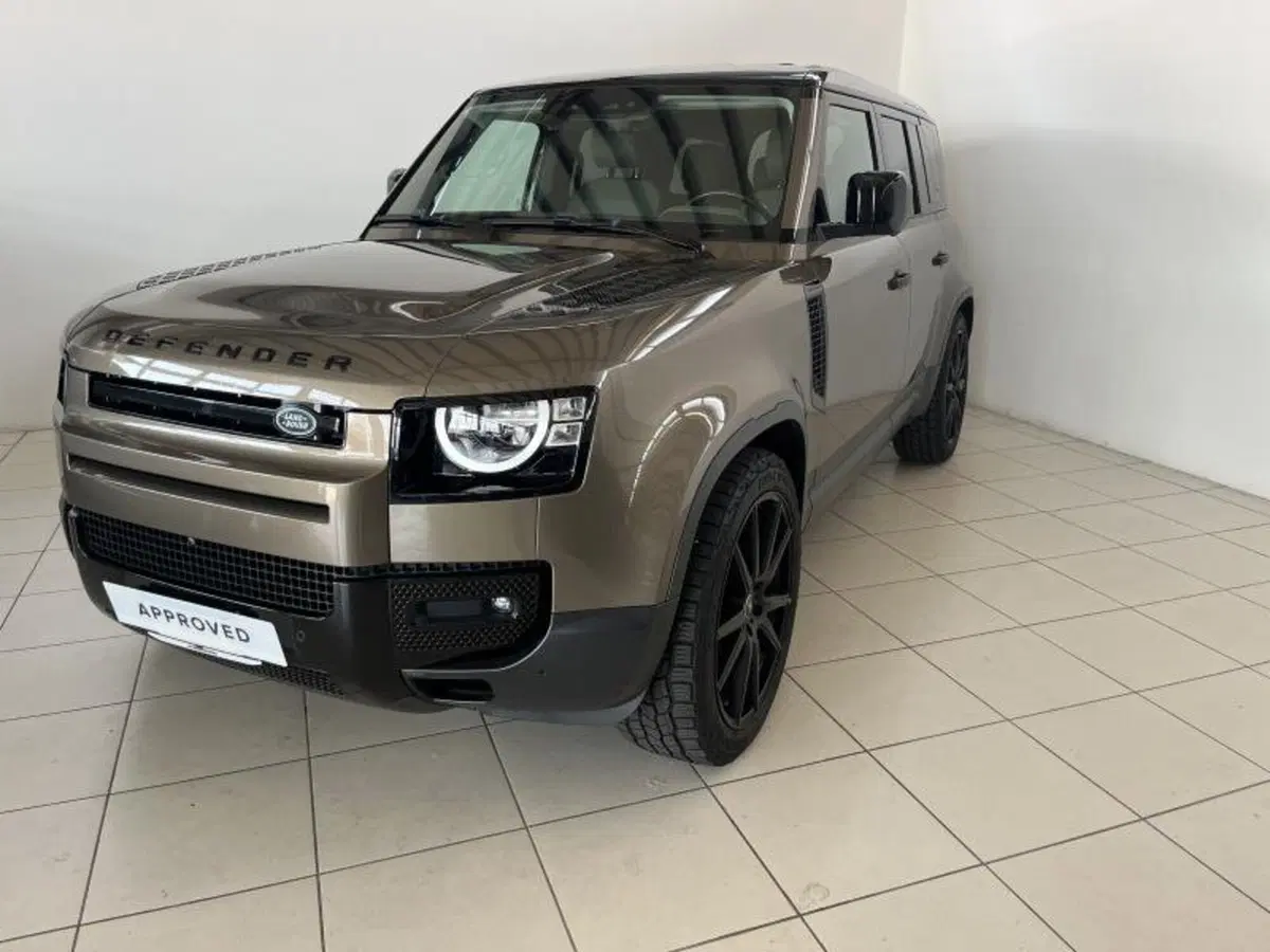Land Rover Defender usata a Venezia