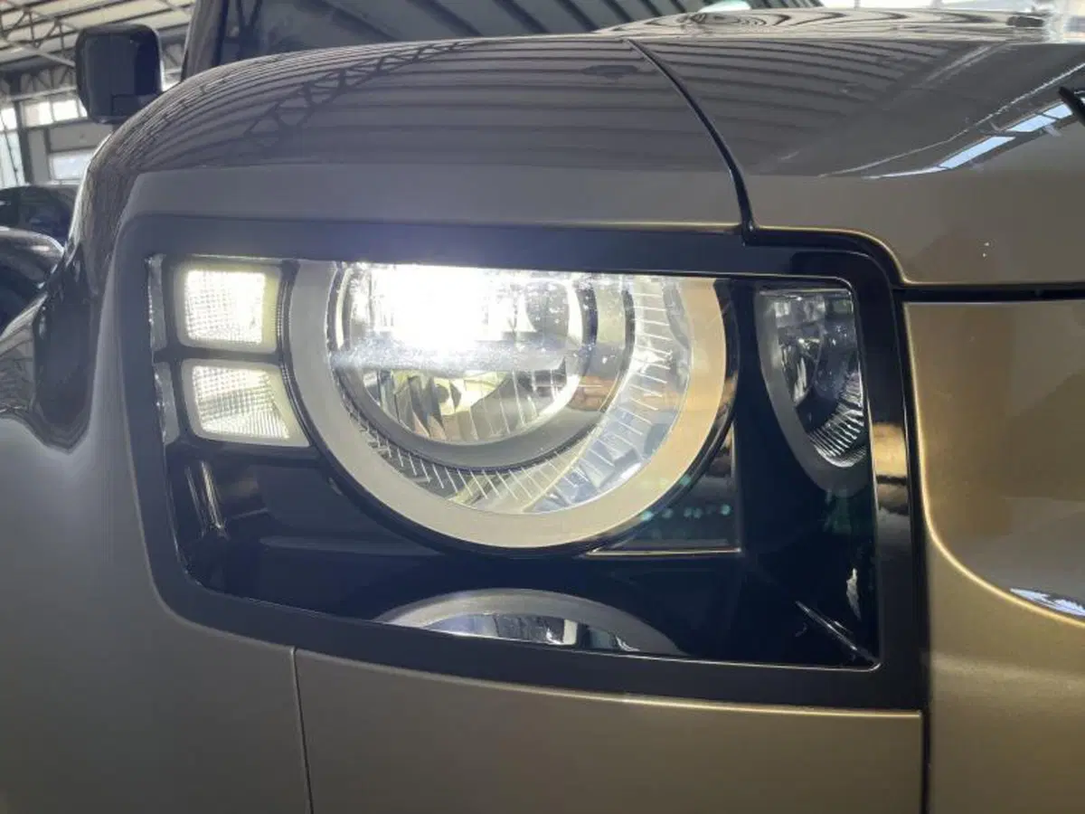 Land Rover Defender usata a Venezia (10)