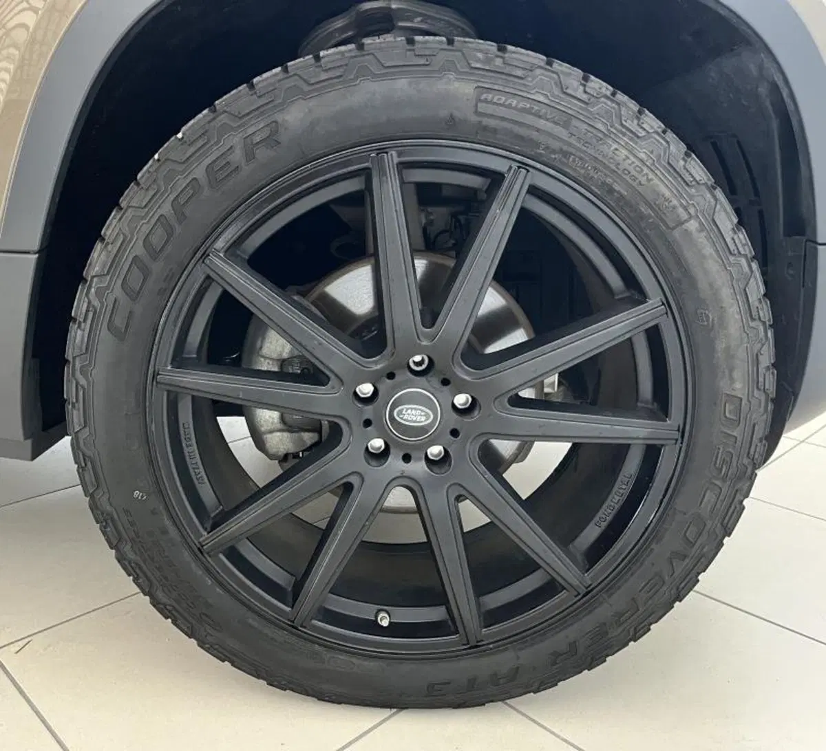 Land Rover Defender usata a Venezia (11)