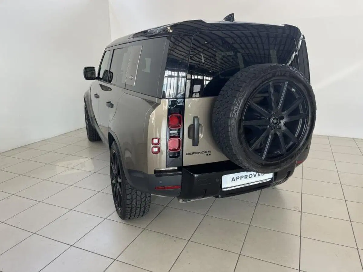 Land Rover Defender usata a Venezia (3)