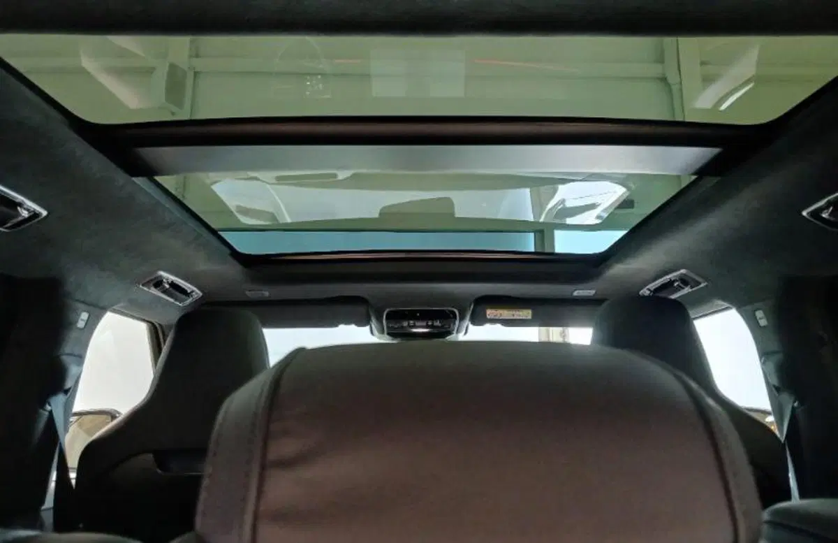 Land Rover Range Rover Sport usata a Venezia (13)