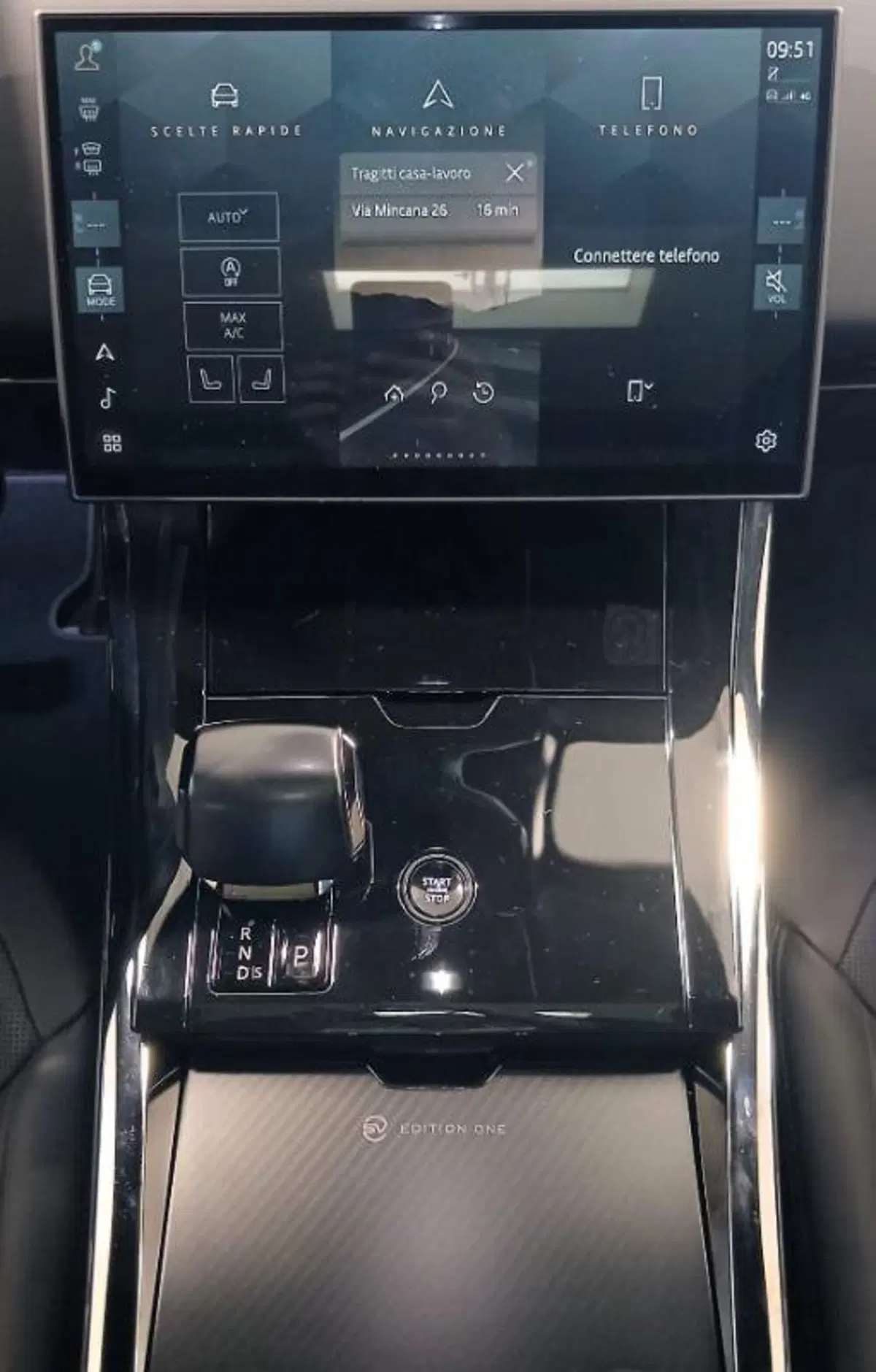 Land Rover Range Rover Sport usata a Venezia (19)