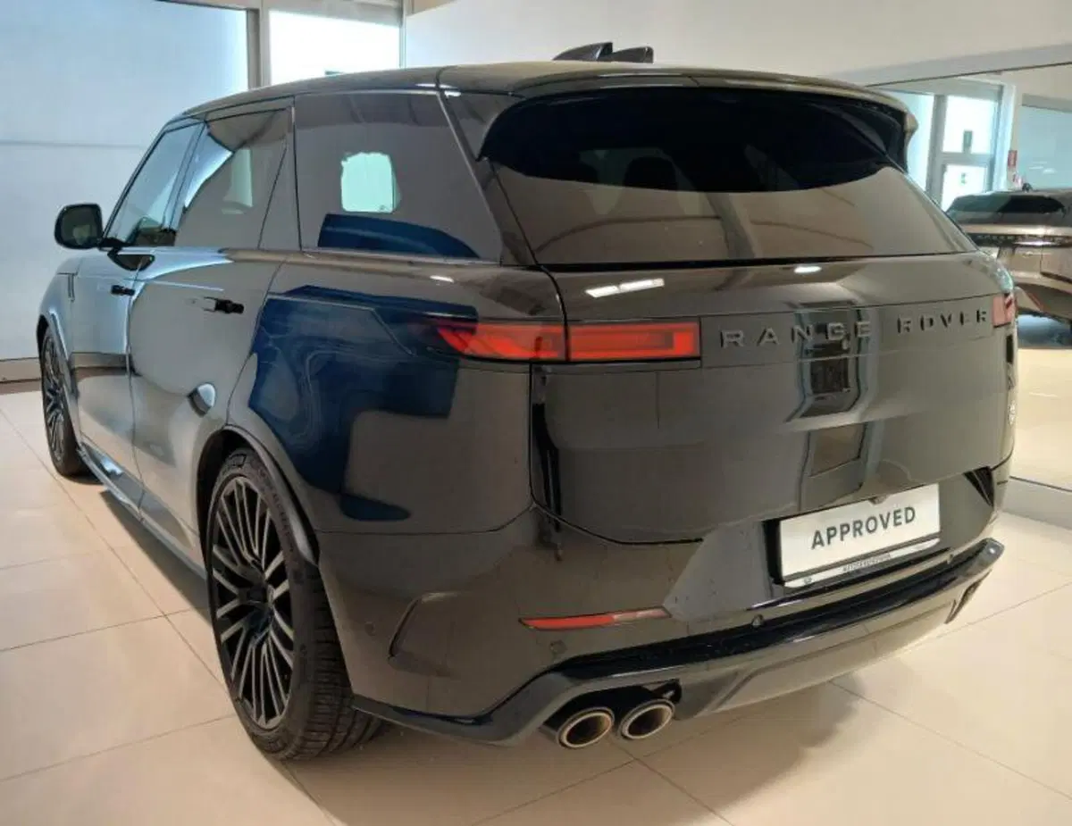 Land Rover Range Rover Sport usata a Venezia (2)