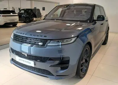 Land Rover Range Rover Sport 3.0D l6 300 CV HSE Dynamic Stealth del 2023 usata a Venezia
