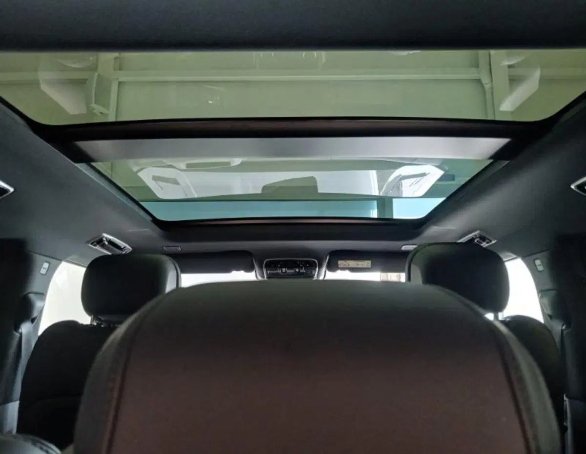 Land Rover Range Rover Sport usata a Venezia (12)