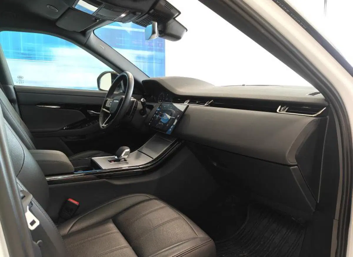 Land Rover Range Rover Evoque usata a Venezia (14)