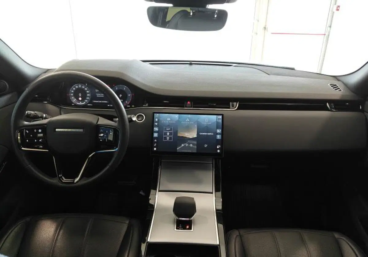 Land Rover Range Rover Evoque usata a Venezia (15)