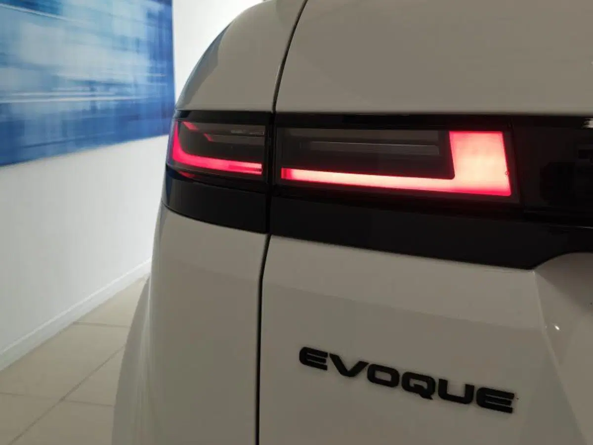 Land Rover Range Rover Evoque usata a Venezia (8)