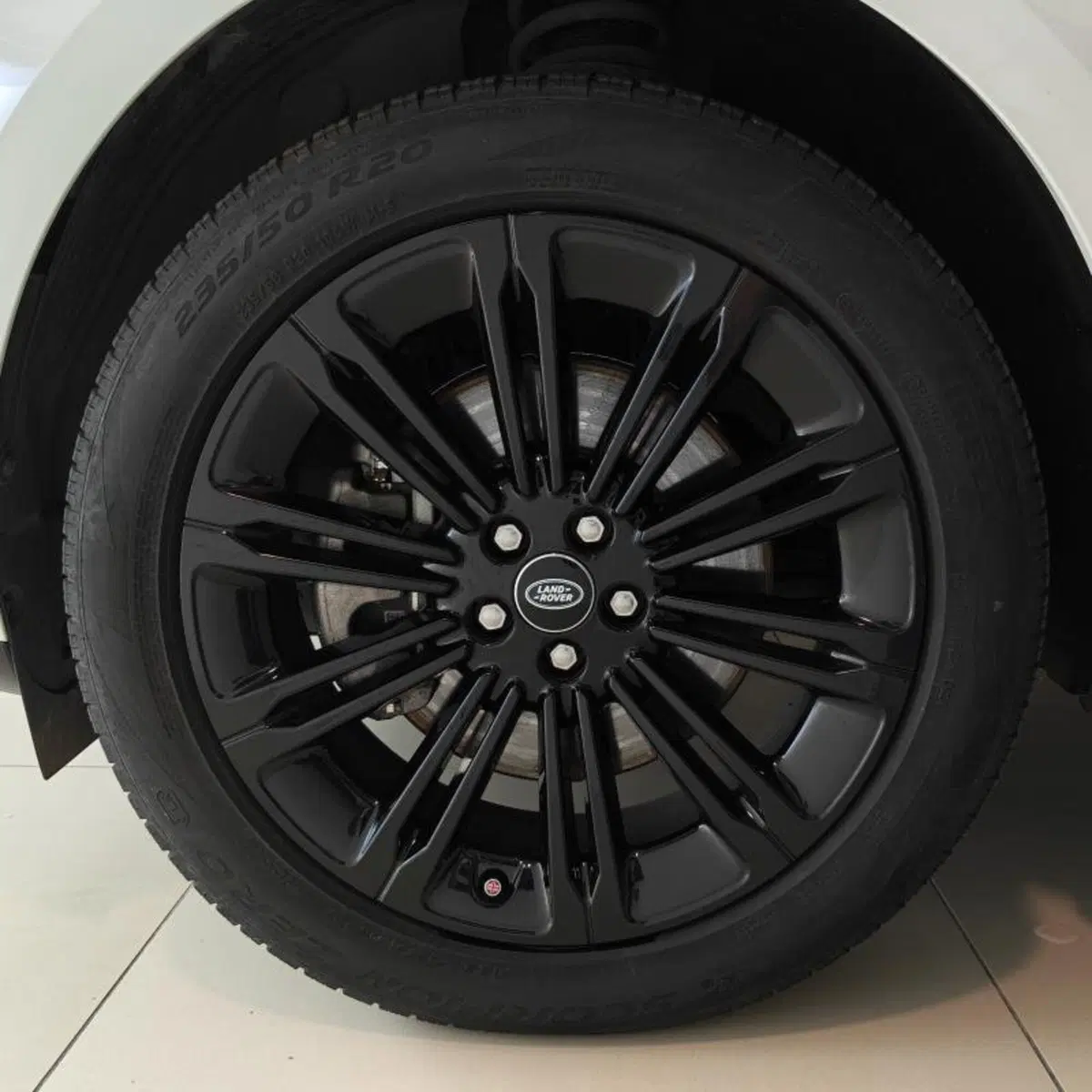 Land Rover Range Rover Evoque usata a Venezia (9)