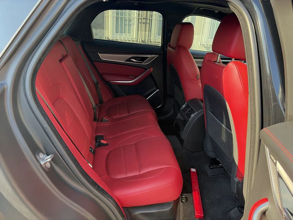 Jaguar F-Pace usata a Modena (19)