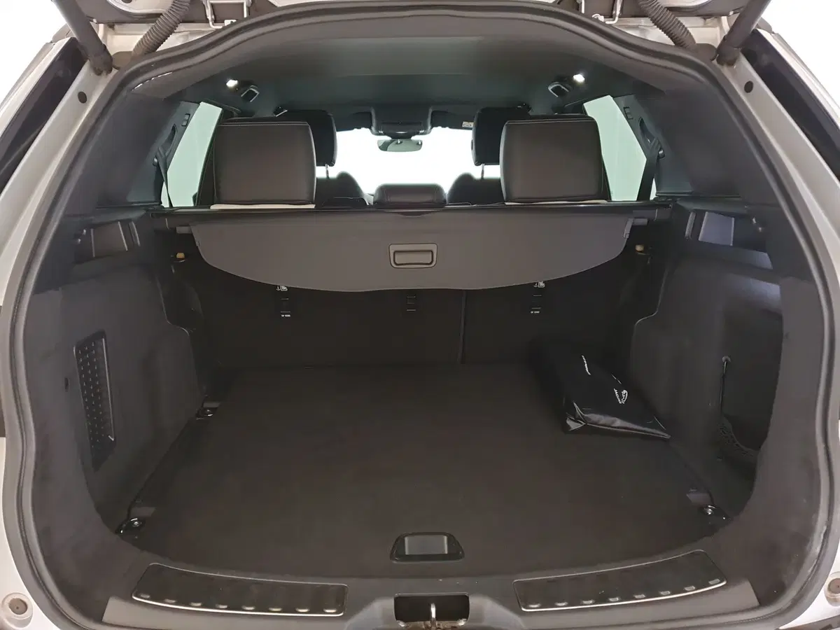 Land Rover Discovery Sport usata a Monza e Brianza (12)