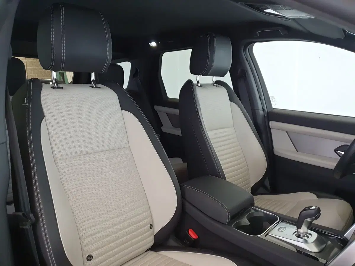 Land Rover Discovery Sport usata a Monza e Brianza (14)