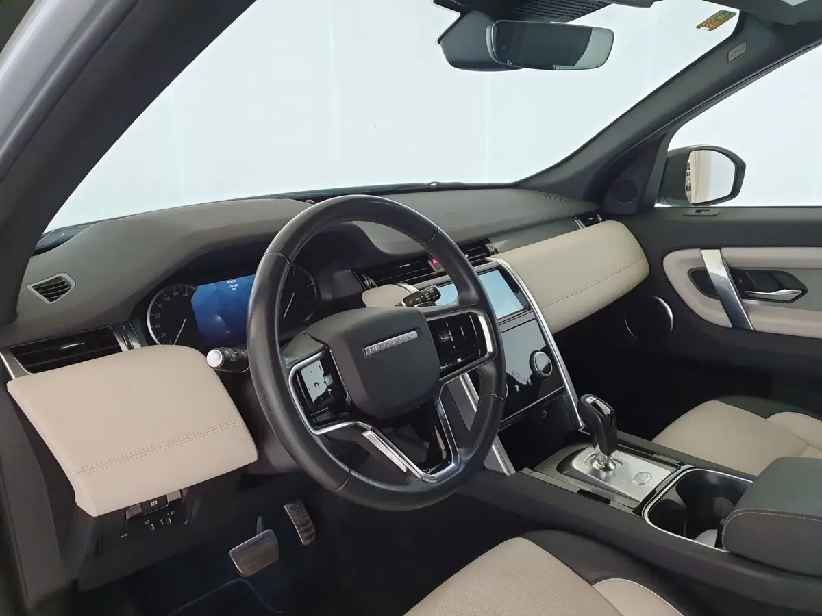 Land Rover Discovery Sport usata a Monza e Brianza (16)