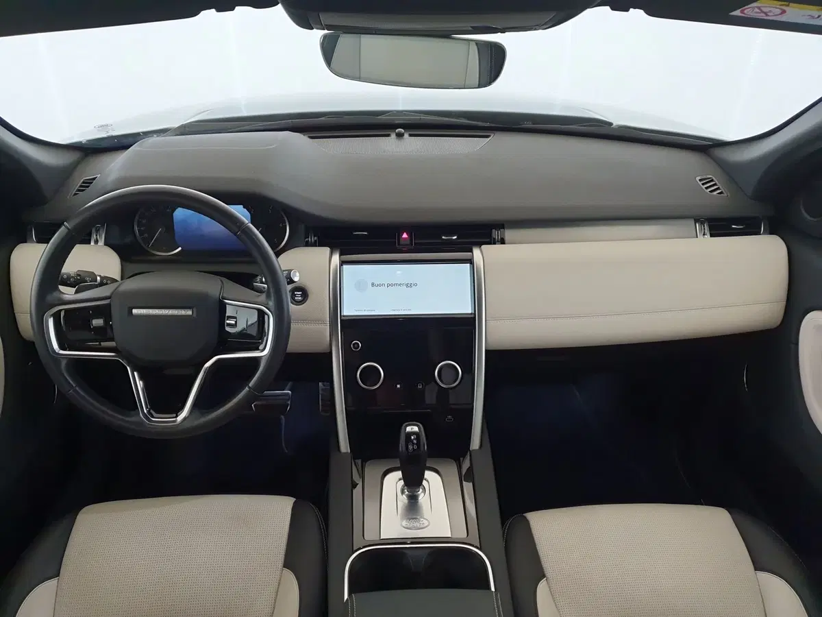 Land Rover Discovery Sport usata a Monza e Brianza (4)