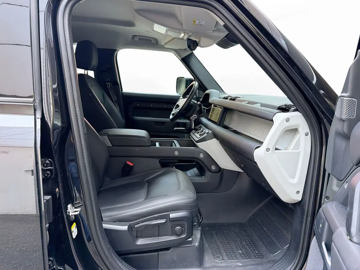 Land Rover Defender usata a Modena (12)