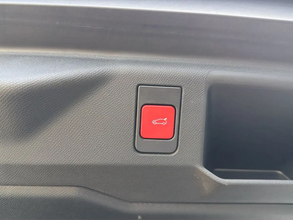 Peugeot 5008 usata a Vicenza (13)