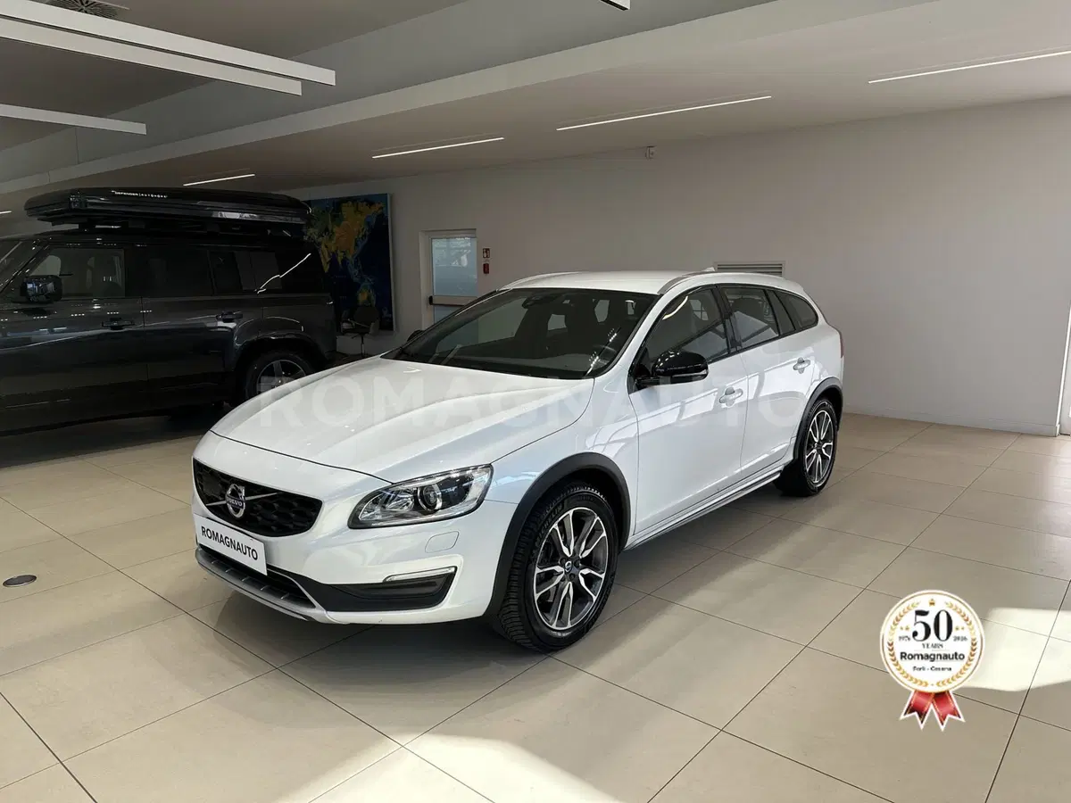Volvo V60 Cross Country usata a Forlì-Cesena