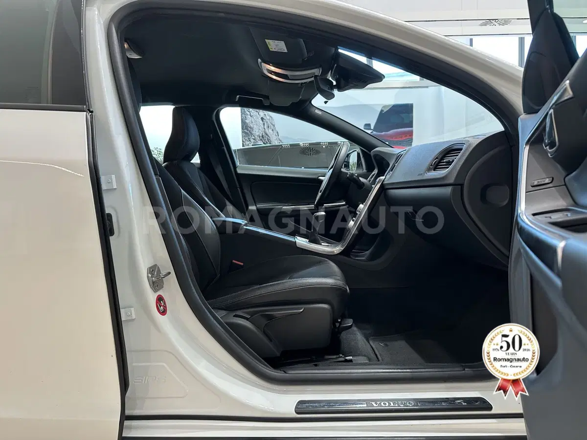 Volvo V60 Cross Country usata a Forlì-Cesena (10)