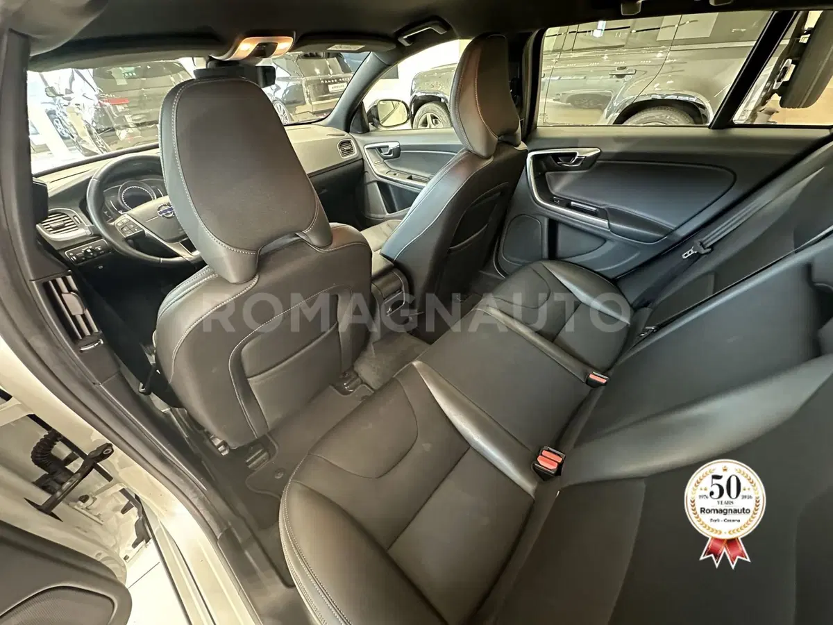 Volvo V60 Cross Country usata a Forlì-Cesena (12)