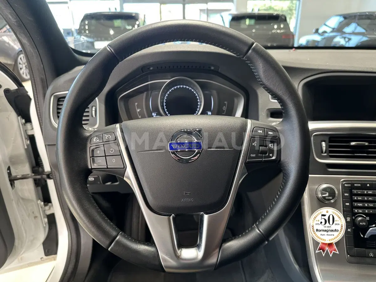 Volvo V60 Cross Country usata a Forlì-Cesena (16)