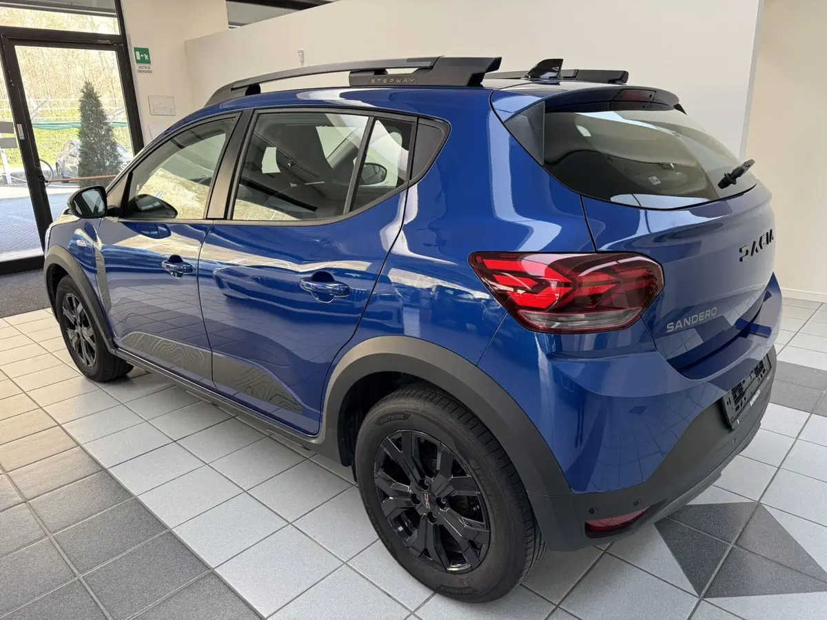 Dacia Sandero Stepway usata a Verbano Cusio Ossola (9)