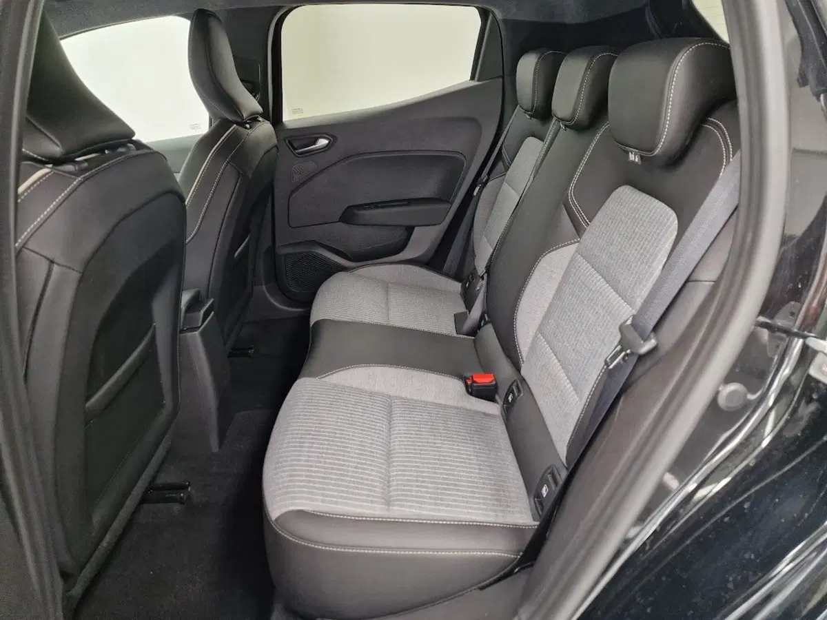 Renault Clio usata a Verbano Cusio Ossola (5)