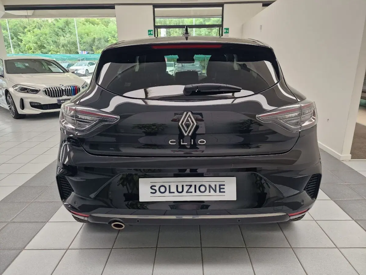Renault Clio usata a Verbano Cusio Ossola (7)