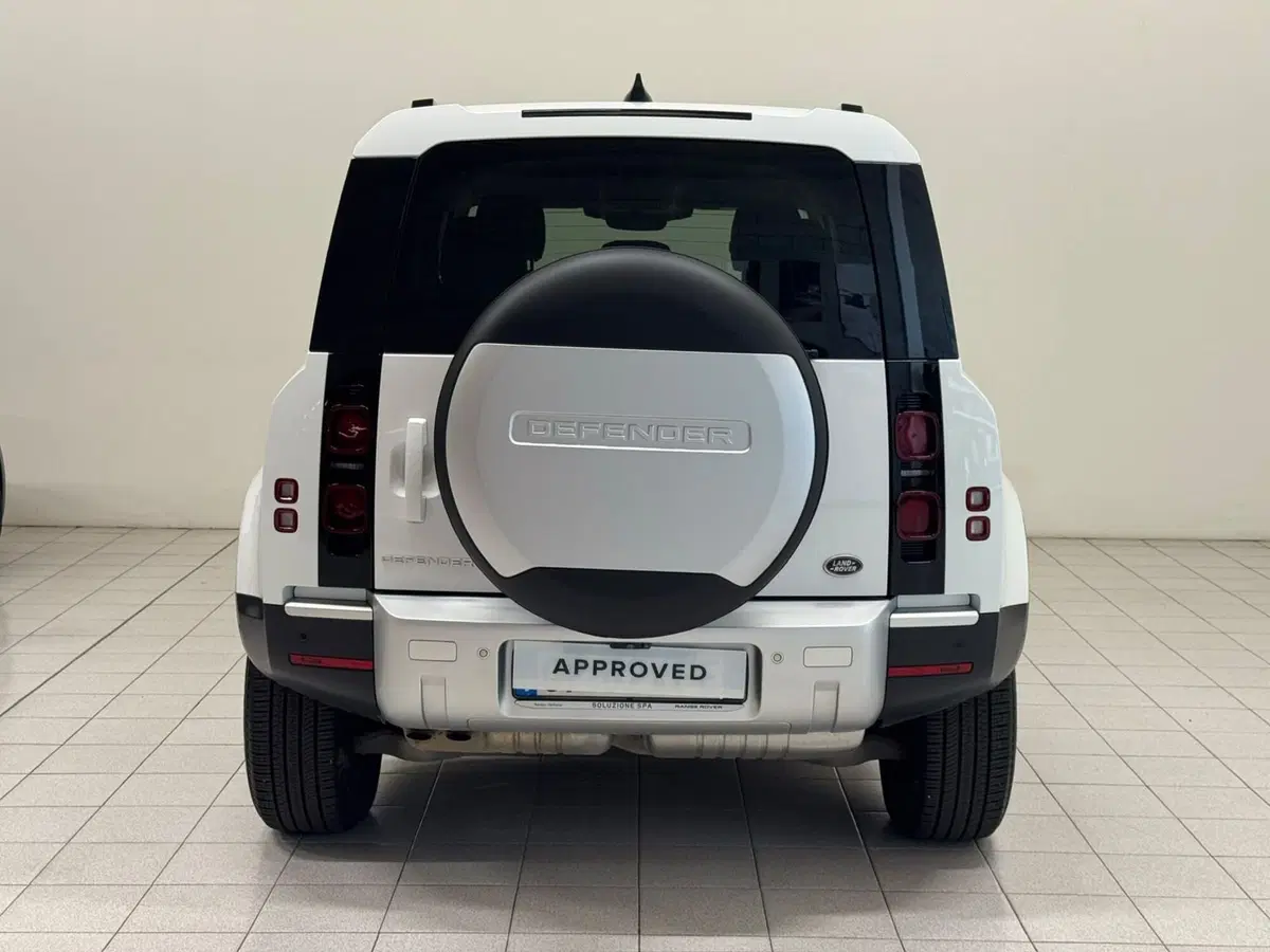 Land Rover Defender usata a Novara (7)