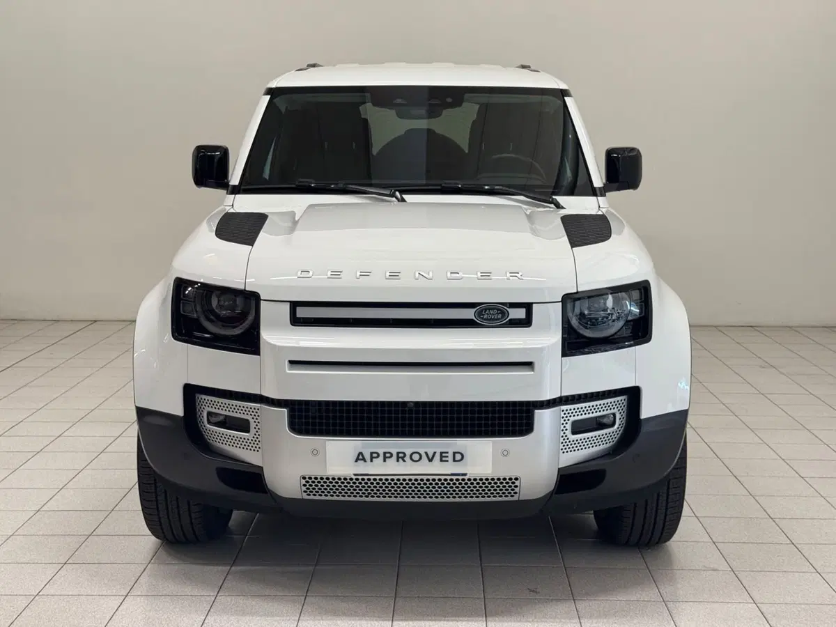 Land Rover Defender usata a Novara (8)
