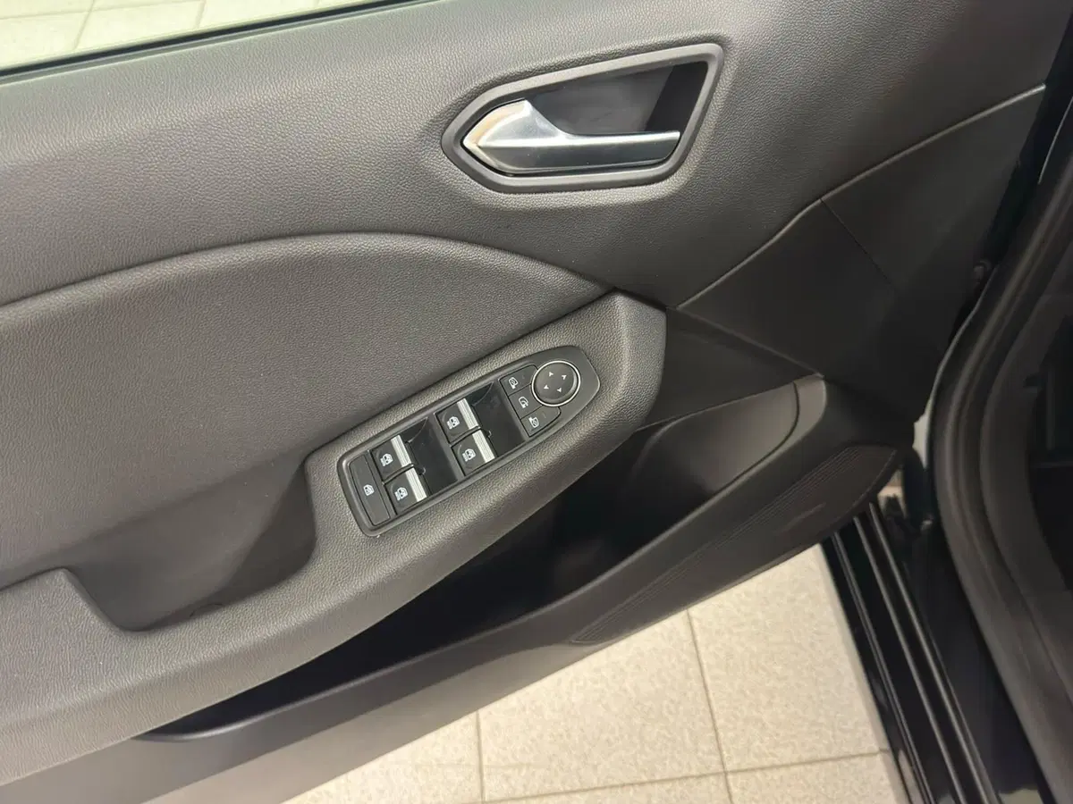 Renault Clio usata a Novara (18)