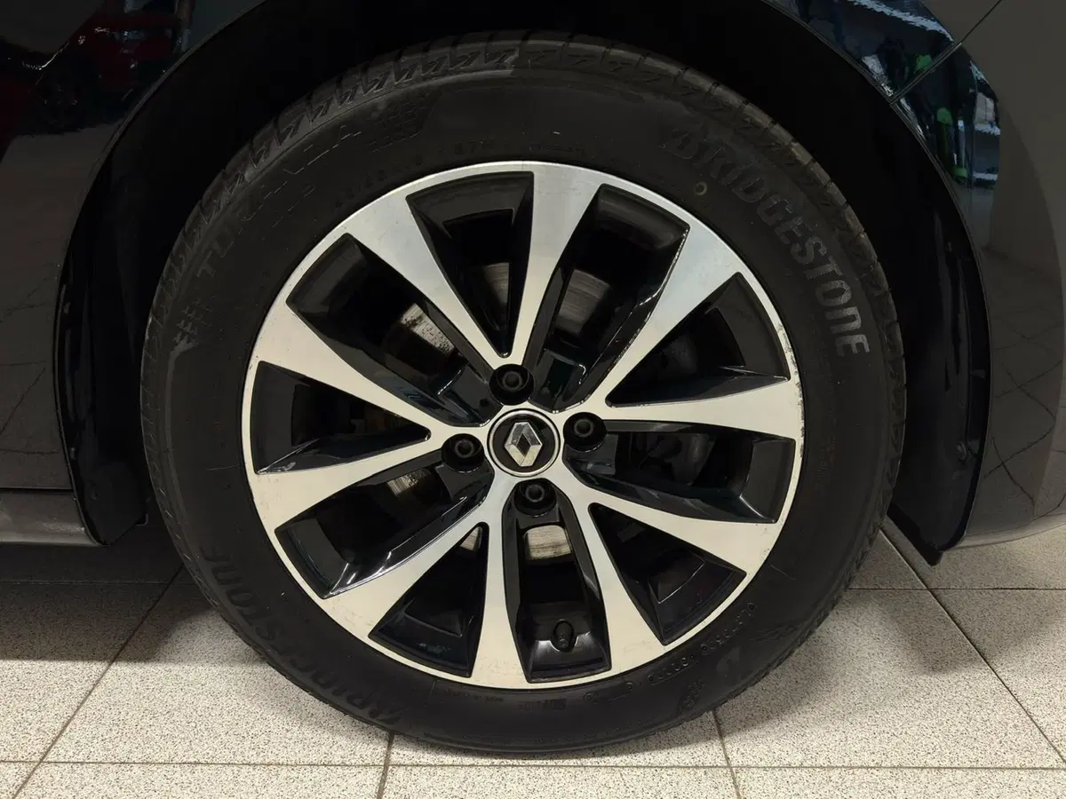 Renault Clio usata a Novara (9)