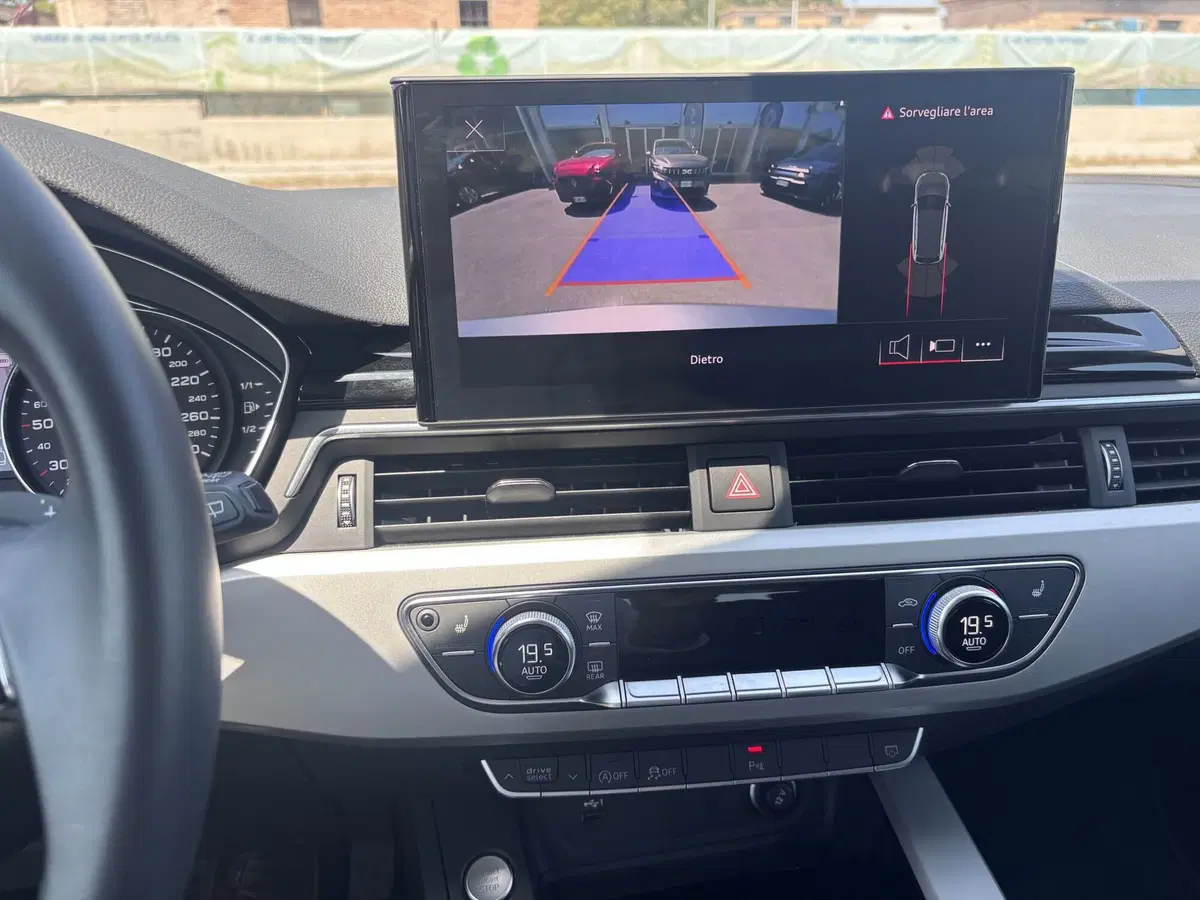 Audi A4 Avant usata a Ancona (17)